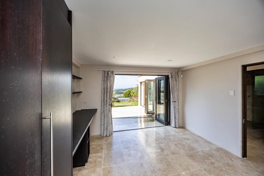 4 Bedroom Property for Sale in Beacon Bay Eastern Cape